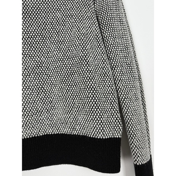 BANANA REPUBLIC Textured Colorblock Pullover Sweater in Black/White Small - Picture 5 of 11